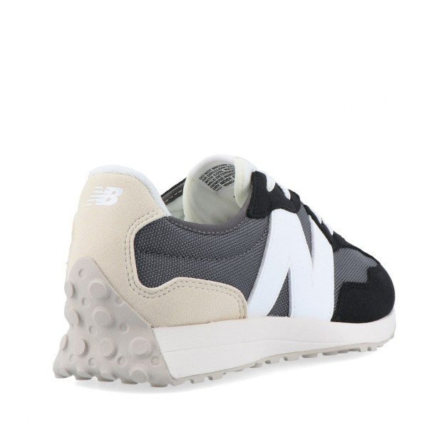 Sapatilha New Balance 327-fg