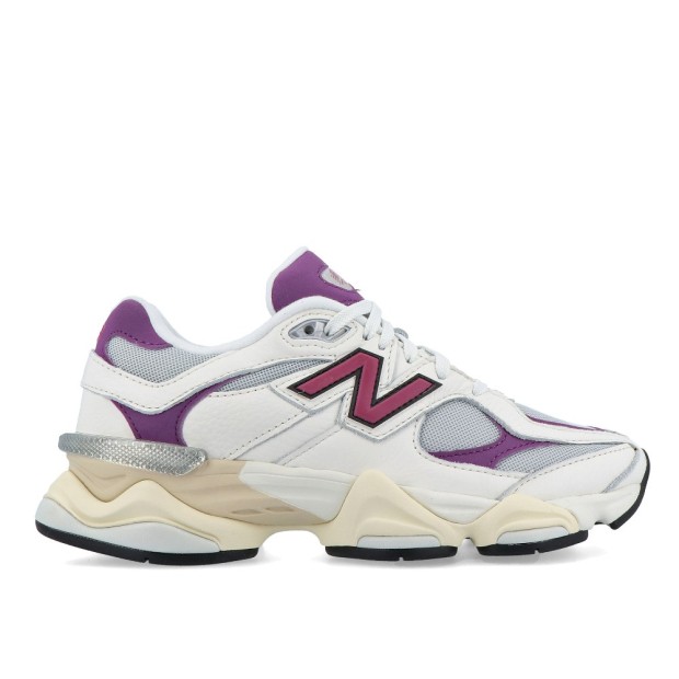 Sapatilha New Balance 9060-esc