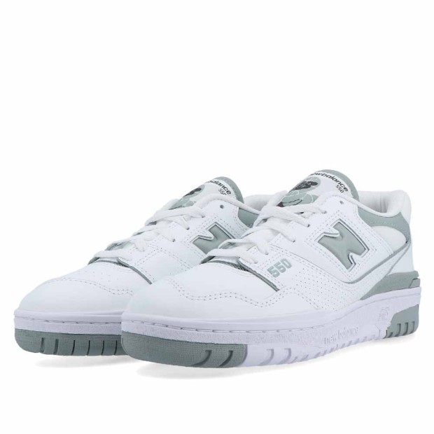 Sapatilha New Balance 550-bg