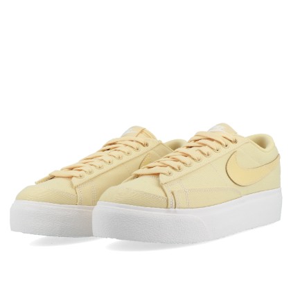 Nike Wmns Blazer Low Platform Canvas Pale
