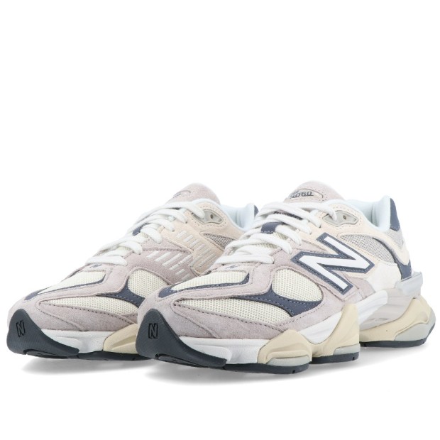 Sapatilha New Balance 9060-eeb