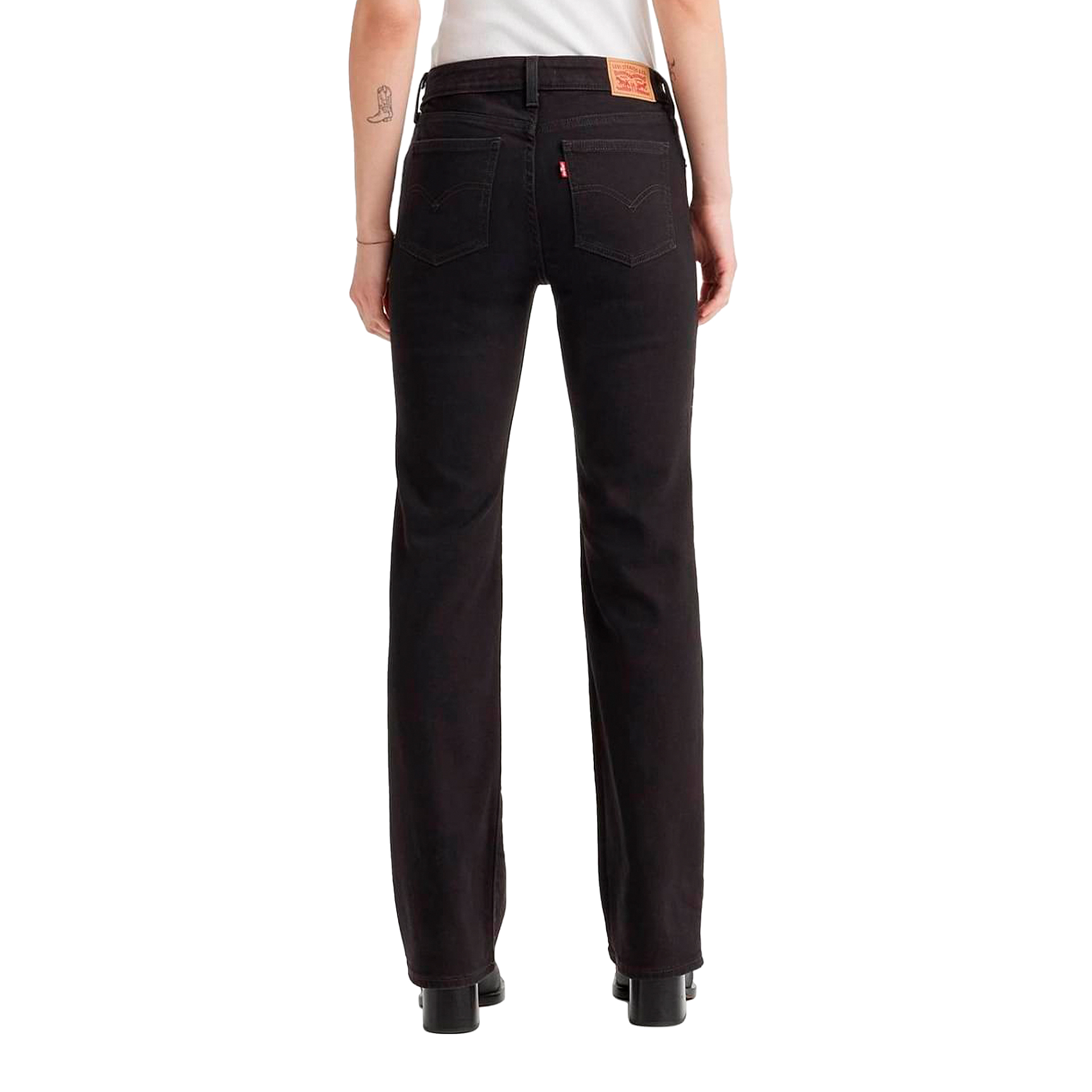 Levis Superlow Boot Crew Look