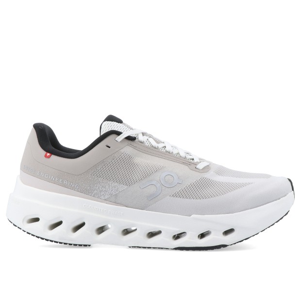 On Cloudsurfer Next fog/Ivory