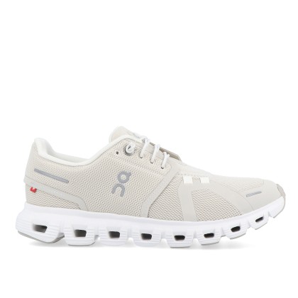 On Cloud 6-pearl | White