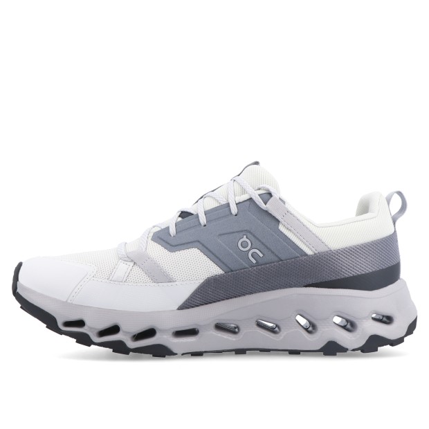 On Cloudhorizon wolf/Alloy