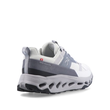 On Cloudhorizon wolf/Alloy