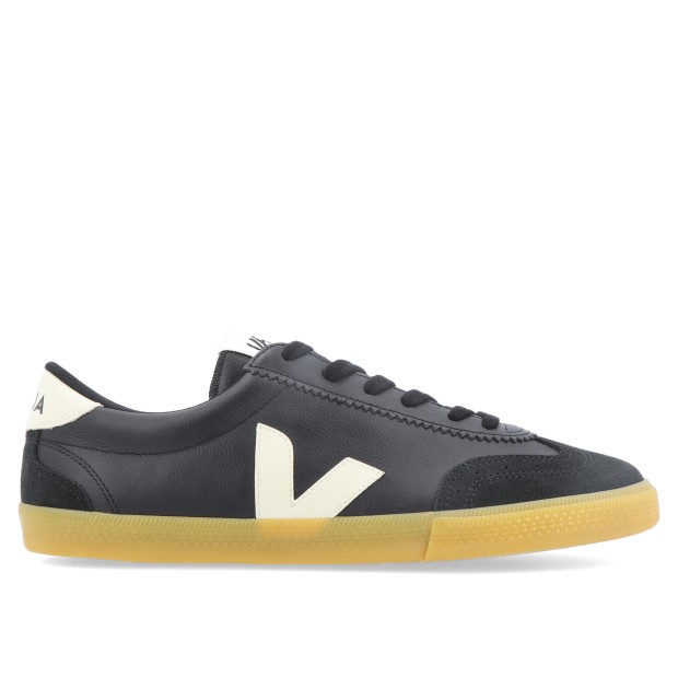 Veja Volley O.t. Leather Black_pierre