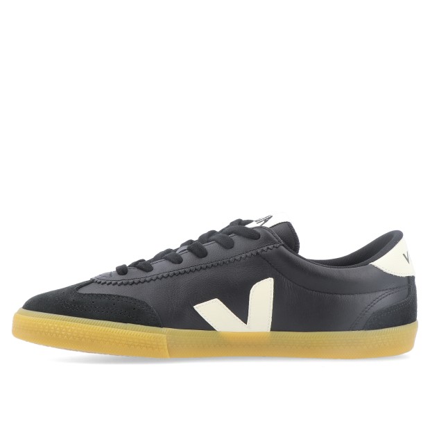 Veja Volley O.t. Leather Black_pierre