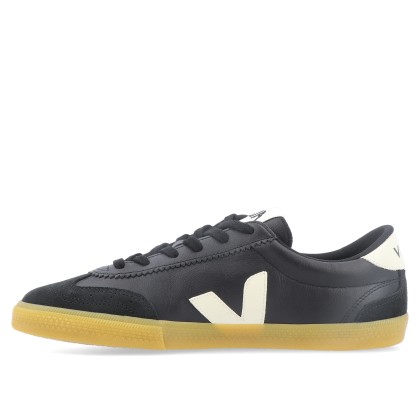 Veja Volley O.t. Leather Black_pierre