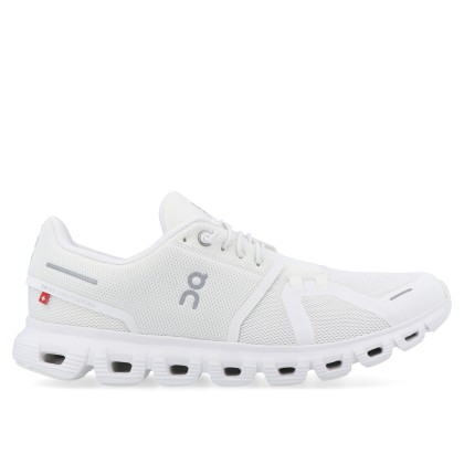 On Running Cloud 6 White / White