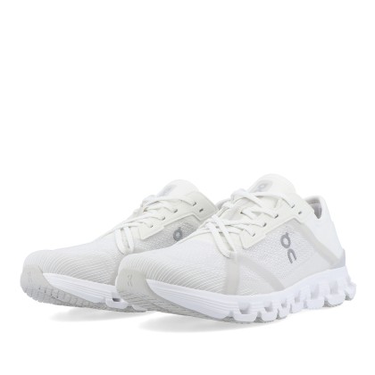 On Cloud X 4 W Ad-white/Wolf On Cloud X 4 W Ad-white/Wolf