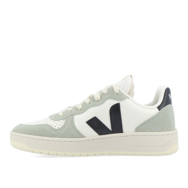 Veja V-10 Leather Pure_black_clay