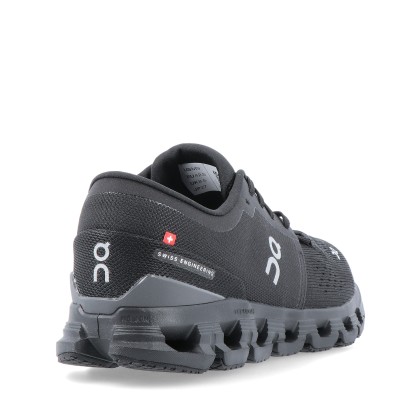On Cloud X 4 - Black / Eclipse M On Cloud X 4 - Black / Eclipse M