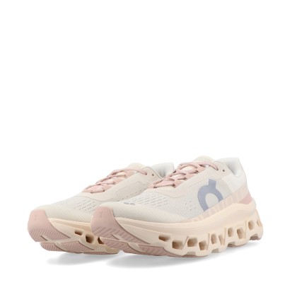 On Cloudmonster - Moon / Fawn