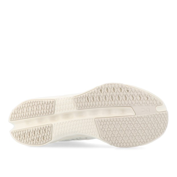 On Cloudsurfer Next - Dew / Dew