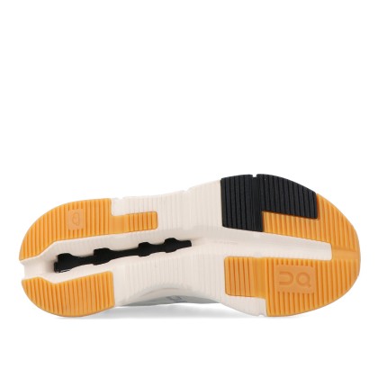 On Cloudnova Form 2 - Truffle / Dew W