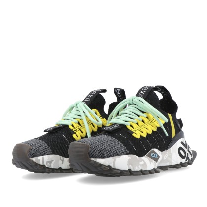 Exé 134-37 Black Exé 134-37 Black