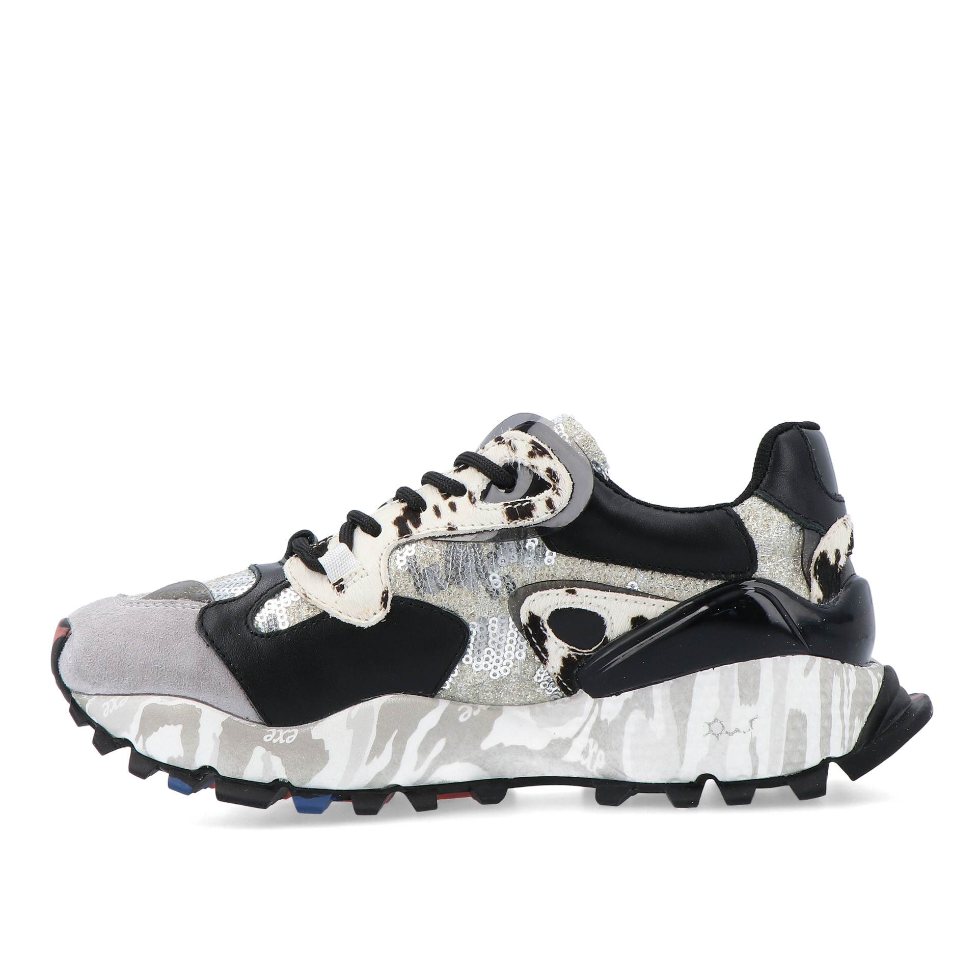 Exé 134-10 Black/white