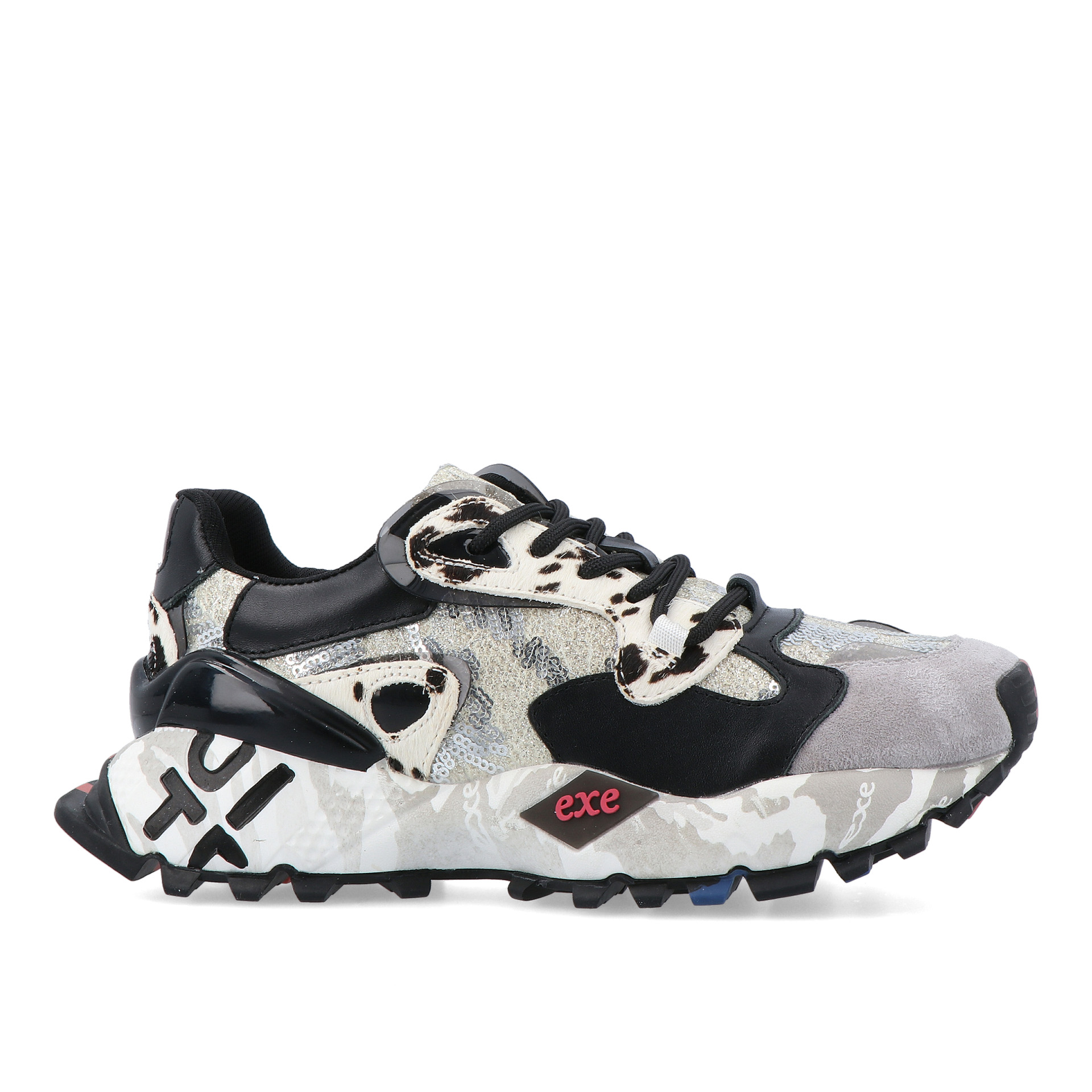 Exé 134-10 Black/white