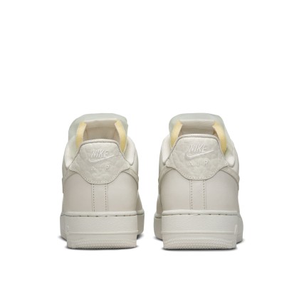Nike Air Force 1 Low Premium Light Bone Nike Air Force 1 Low Premium Light Bone