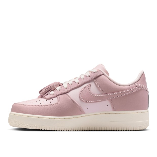 Nike Air Force 1 07 Pink Oxford