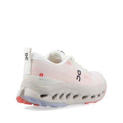 On Cloudsurfer Trail 2 - Ivory / Salmon