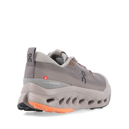 On Cloudsurfer Trail 2 - Eclipse / Cinder