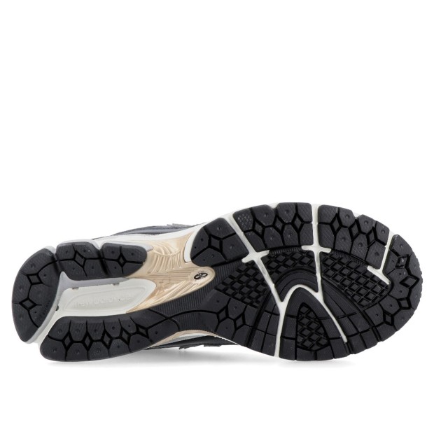 New Balance M2002-RPO Black