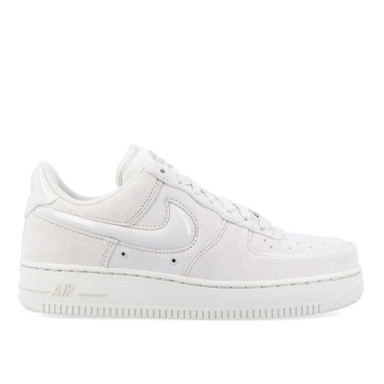 Nike Air Force 1  07 Light Bone / White