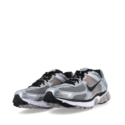 Nike Zoom Vomero 5 Metallic Silver / Black