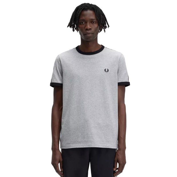 Fred Perry T-shirt