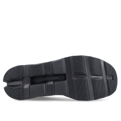 On Running Cloudmonster 1 Black / Black
