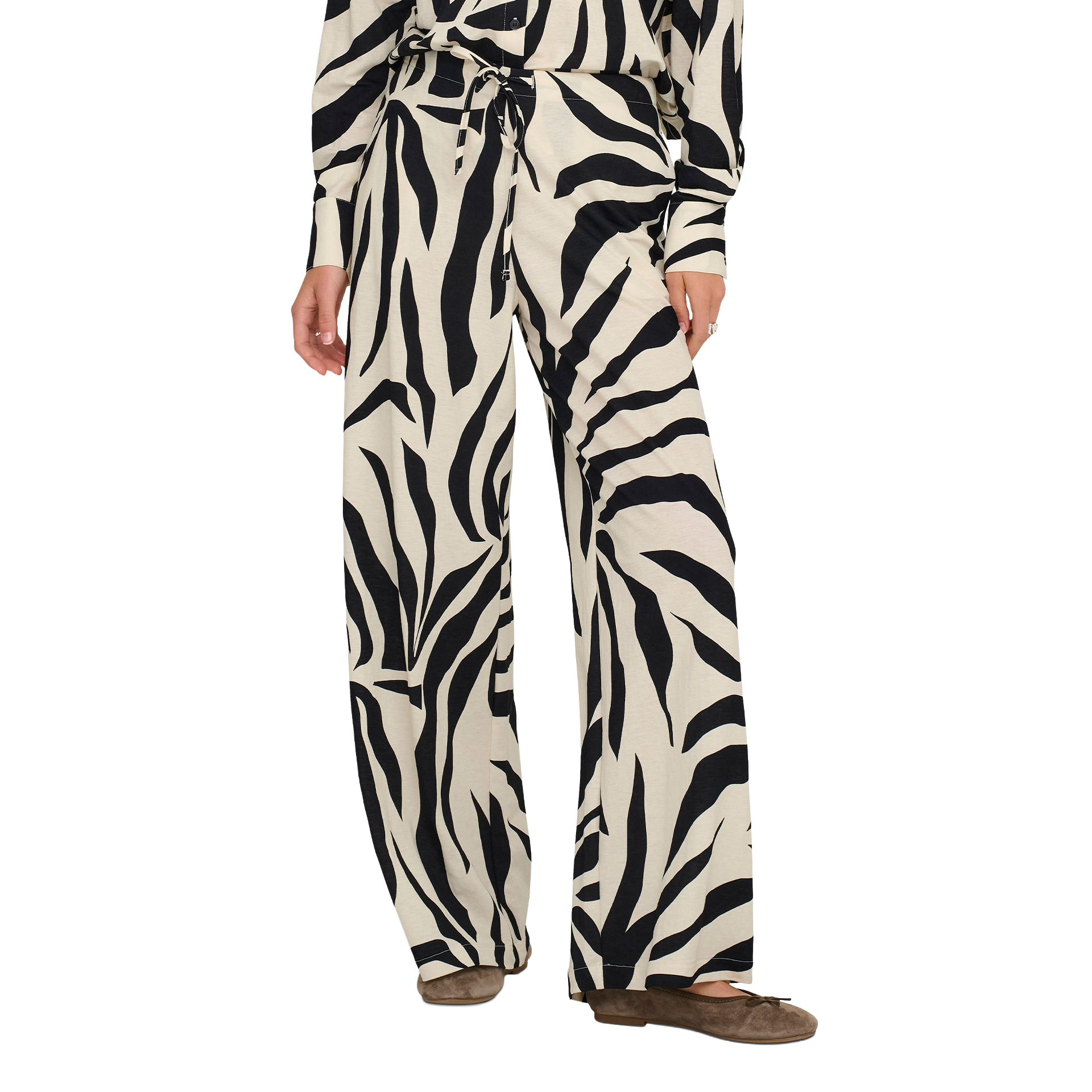 Only Calça Sakura Loose Pull Up Black Flower