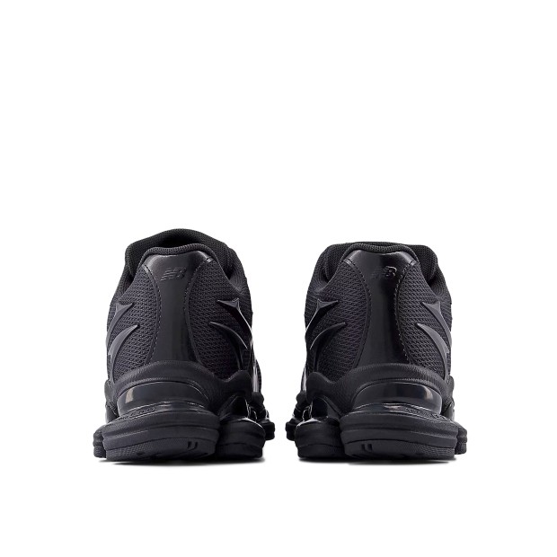 New Balance U2000-78c Black Metallic