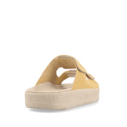 Veja Etna Suede Soft Ocre Almond