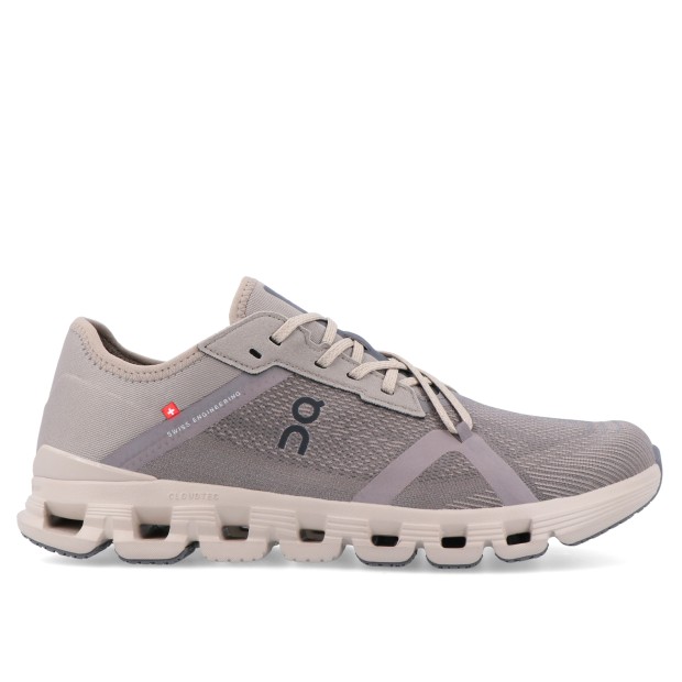 On Running Cloud X 4 Ad Cinder / Desert