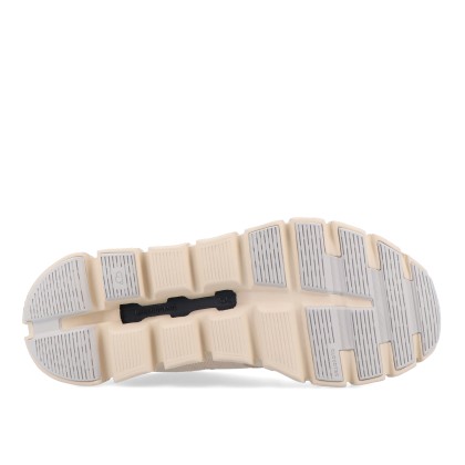 On Running Cloud 6 Sand / Sand