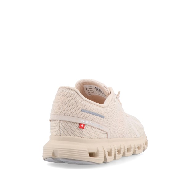 On Running Cloud 6 Sand / Sand