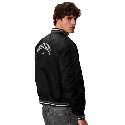 Calvin Klein Casaco Ls Unfilled Nylon Tipped Graphic Black