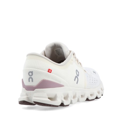 On Running Cloud X 4 W Ivory / Heron