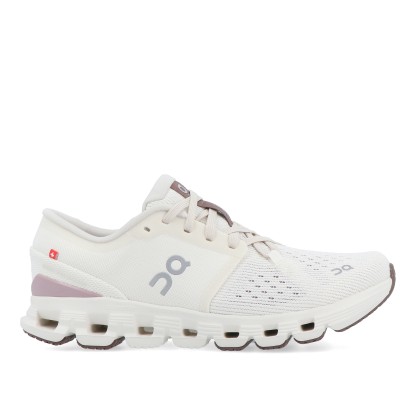 On Running Cloud X 4 W Ivory / Heron