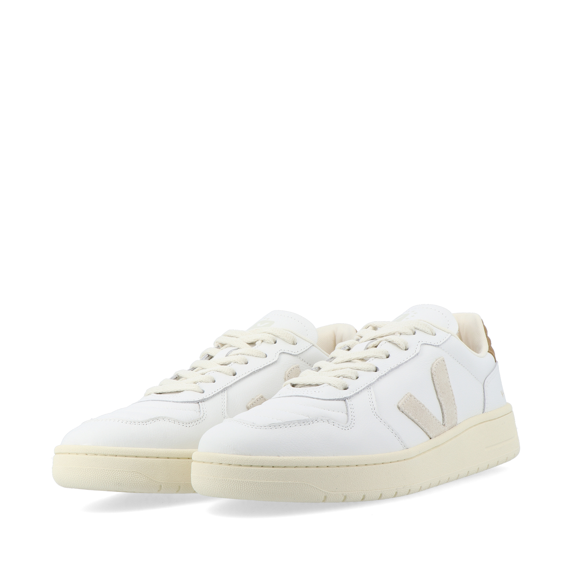 Veja V-82 Ii Grained Leather White Pierre Tent