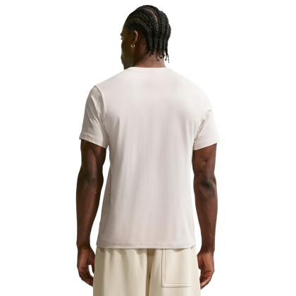 Nike T-shirt Sportswear Club Lt Orewood Brn Nike T-shirt Sportswear Club Lt Orewood Brn