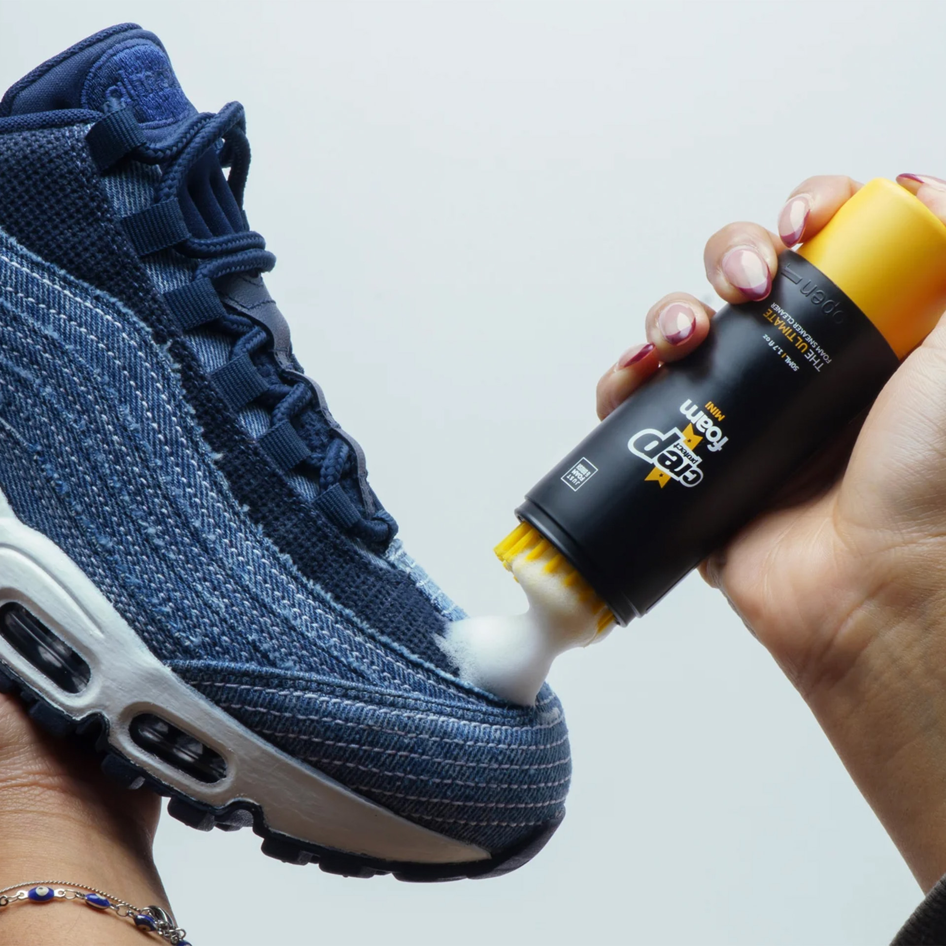 Crep Protect Foam Mini Cleaning Kit