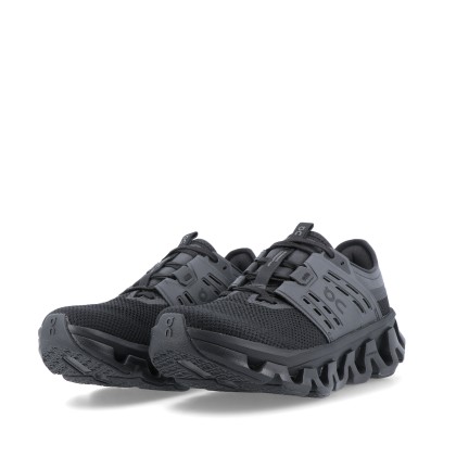 On Running Cloudswift Amp Black / Black