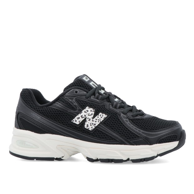New Balance 740 Black
