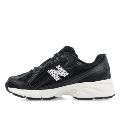 New Balance 740 Black