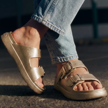 D.Franklin Vibe Foam 2 Buckles Met Light Gold