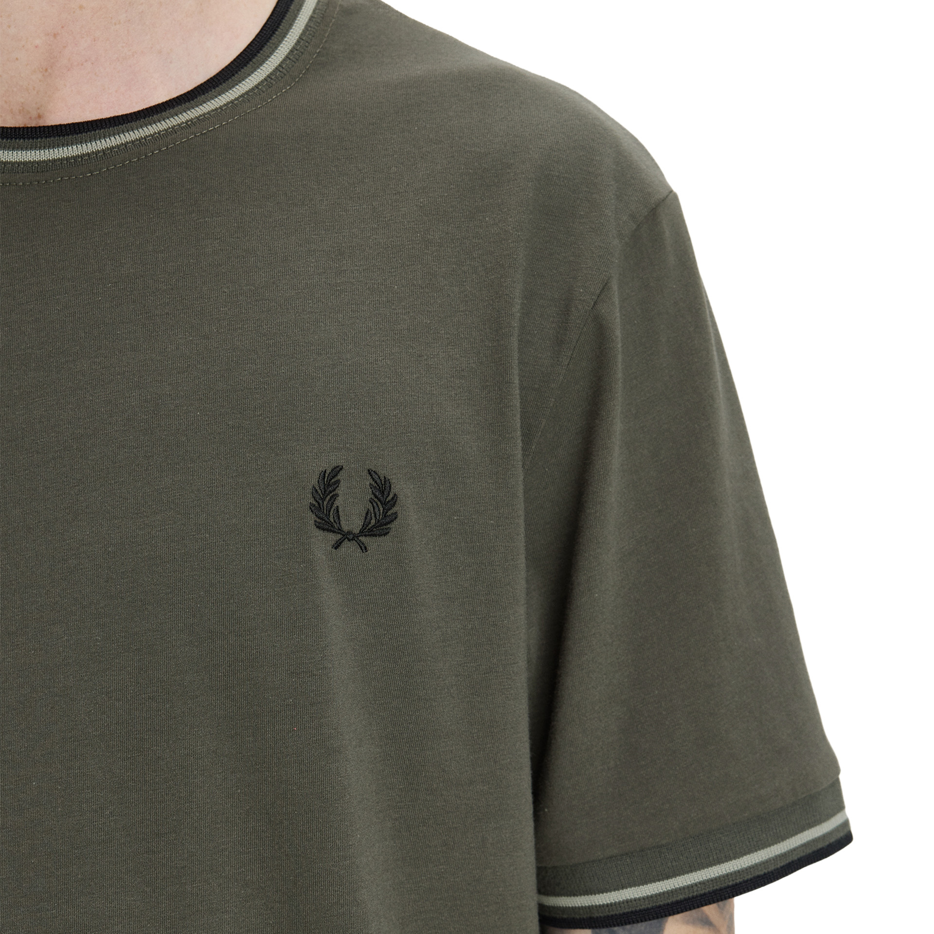 Fred Perry T-shirt M1588v-04b Fldgr/seagrs/blk