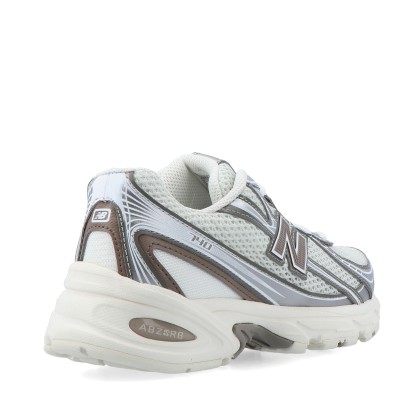 New Balance 740 Sea Salt